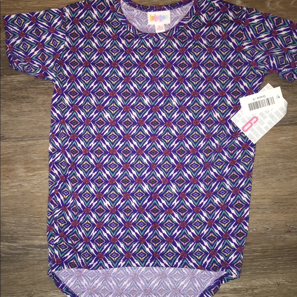 Lularoe BNWT kids Gracie tee